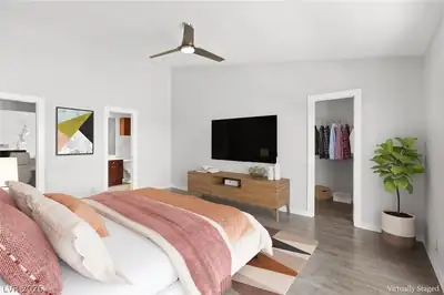 1190 East Carson Avenue, Las Vegas, NV 89101 Bedroom