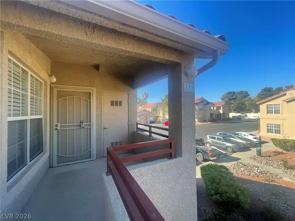 520 Arrowhead Trail 223, Henderson, NV 89015