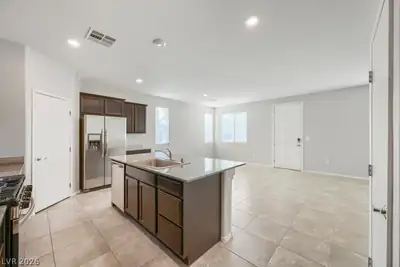 7241 Glistening Star Street, North Las Vegas, NV 89084 Kitchen