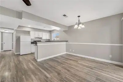 5689 East Lake Mead Boulevard 4, Las Vegas, NV 89156 Dining Area