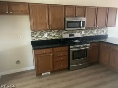 10420 Highlands River Street, Las Vegas, NV 89141 Kitchen