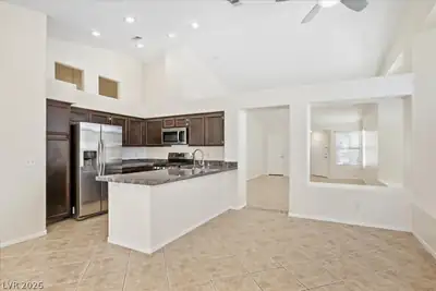 1808 Lyell Canyon Lane, Las Vegas, NV 89134 Kitchen