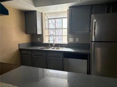 5430 Centurion Court 203, Las Vegas, NV 89122 Kitchen
