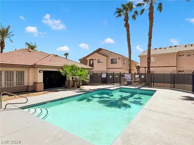 1520 Frank Aved Street 201, Las Vegas, NV 89110 Pool