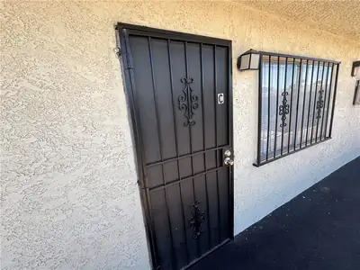 3431 East Cheyenne Avenue C, North Las Vegas, NV 89030 