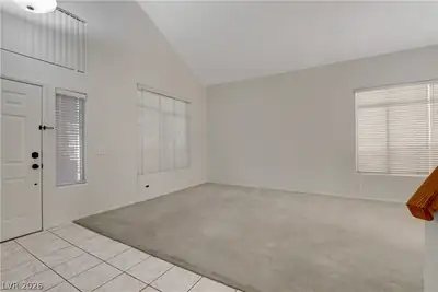 8621 Sierra Cima Lane, Las Vegas, NV 89128 Living Room