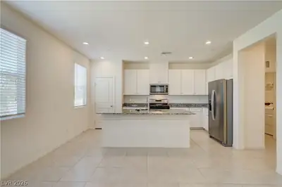 3701 Via Gennaro, Henderson, NV 89044 Kitchen
