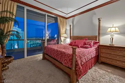 2877 Paradise Road 3302, Las Vegas, NV 89109 Bedroom