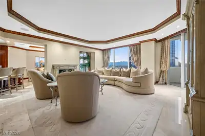 2877 Paradise Road 3302, Las Vegas, NV 89109 Living Room