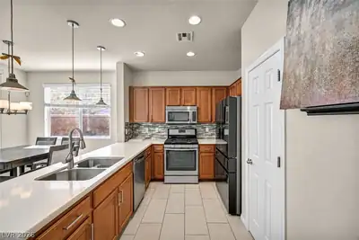 389 Fringe Ruff Drive, Las Vegas, NV 89148 Kitchen