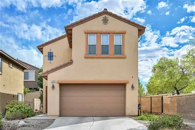 389 Fringe Ruff Drive, Las Vegas, NV 89148 Front of Structure