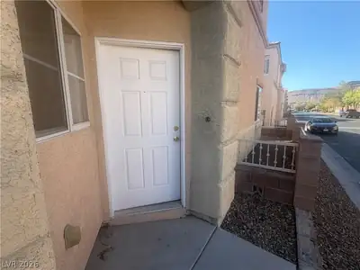 9915 Elkhead Creek Way, Las Vegas, NV 89148 Entry
