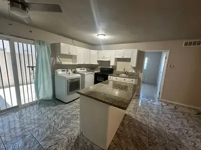 2909 Elm Avenue 2, Las Vegas, NV 89101 Kitchen