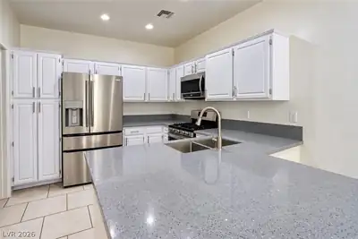 3104 Maple Ridge Court, Henderson, NV 89052 Kitchen