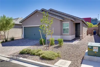 7039 Atwood Peaks Avenue, Las Vegas, NV 89113 Front of Structure