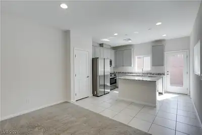 7039 Atwood Peaks Avenue, Las Vegas, NV 89113 Kitchen
