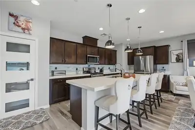 10392 Andele Avenue, Las Vegas, NV 89166 Kitchen