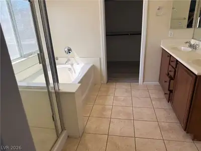8931 West Torino Avenue, Las Vegas, NV 89148 Primary Bathroom