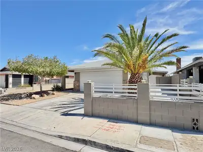 1913 Cameron Street, Las Vegas, NV 89102 Front of Structure
