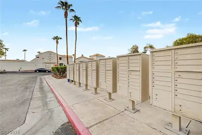 1800 Edmond Street 210, Las Vegas, NV 89146 Community