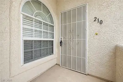 1800 Edmond Street 210, Las Vegas, NV 89146 Entry