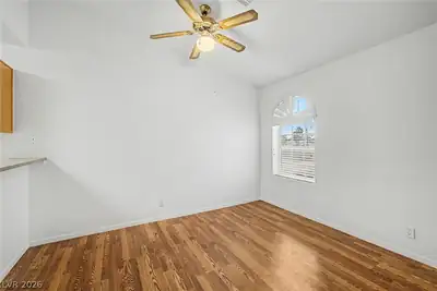 1800 Edmond Street 210, Las Vegas, NV 89146 Dining Area