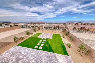 560 Preston Oak Place, Las Vegas, NV 89138 Yard