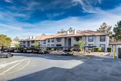 2606 South Durango Drive 214 Las Vegas, NV 89117