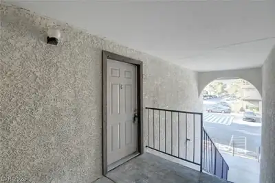 2606 South Durango Drive 214, Las Vegas, NV 89117 Entry