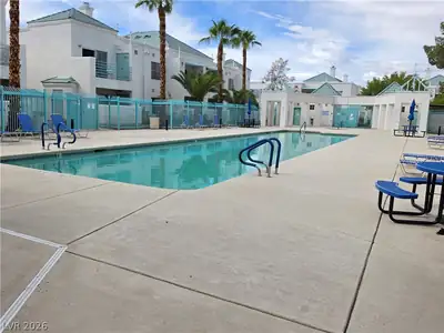 7100 Pirates Cove Road 1028, Las Vegas, NV 89145 Pool