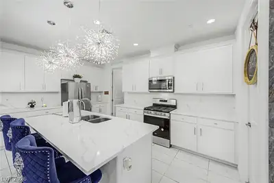 134 Sedona Sands Lane, Henderson, NV 89011 