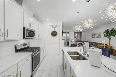 134 Sedona Sands Lane, Henderson, NV 89011 
