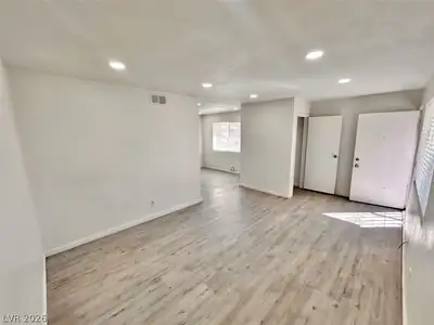 4225 Stewart Avenue 4, Las Vegas, NV 89110 Living Room