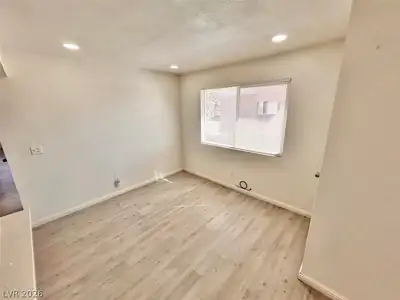 4225 Stewart Avenue 4, Las Vegas, NV 89110 Dining Area