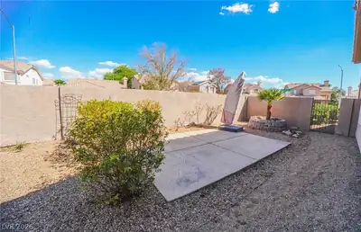 918 Cavaison Avenue, Las Vegas, NV 89123 Yard
