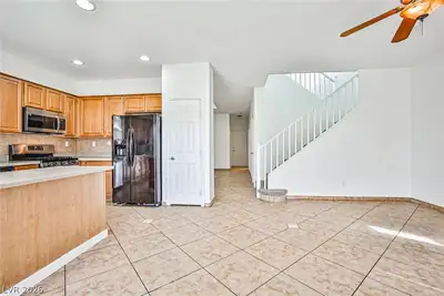 7647 MOCORITO Avenue, Las Vegas, NV 89113 Kitchen
