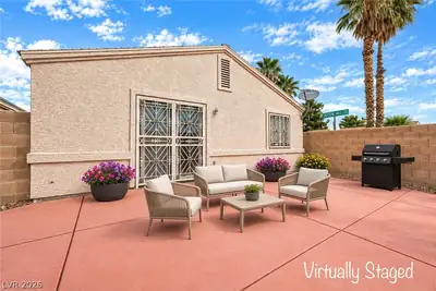 1918 North West King Hill Street, Las Vegas, NV 89106 Patio