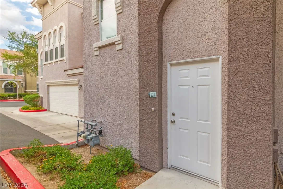 10001 Peace Way 2241, Las Vegas, NV 89147