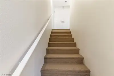 10001 Peace Way 2241, Las Vegas, NV 89147 Stairs