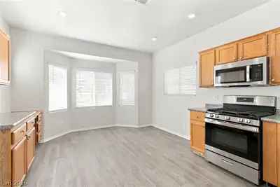 6356 Urban Creek Court, Las Vegas, NV 89148 Kitchen