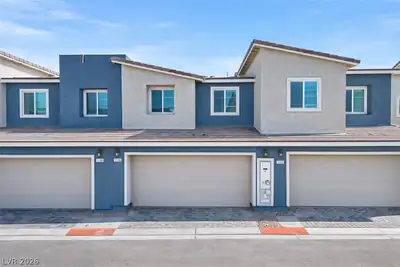1128 Scarlet Sparrow Street, Henderson, NV 89011 Front of Structure