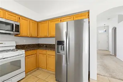 4405 La Lima Court, Las Vegas, NV 89130 Kitchen