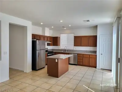 4548 Flaming Ridge Trail, Las Vegas, NV 89147 Kitchen