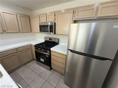 8452 BOSECK Drive 256, Las Vegas, NV 89145 Kitchen