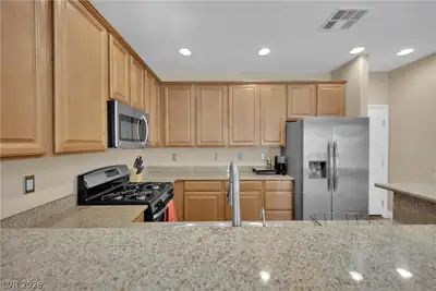 9325 Euphoria Rose Avenue, Las Vegas, NV 89166 Kitchen