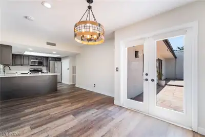 3750 Pilgrim Street, Las Vegas, NV 89121 Dining Area