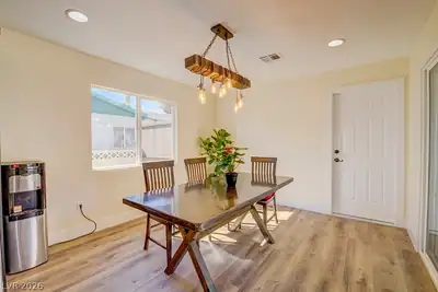 1905 South 16th Street, Las Vegas, NV 89104 Dining Area