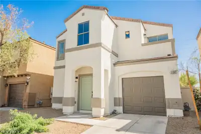2796 Canonero Street Las Vegas, NV 89142