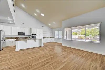 8908 Sheep Ranch Court, Las Vegas, NV 89143 Kitchen