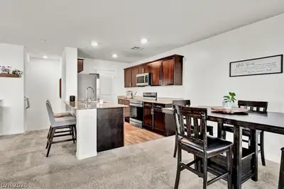 7014 Spicy Merlot Street, North Las Vegas, NV 89086 Kitchen